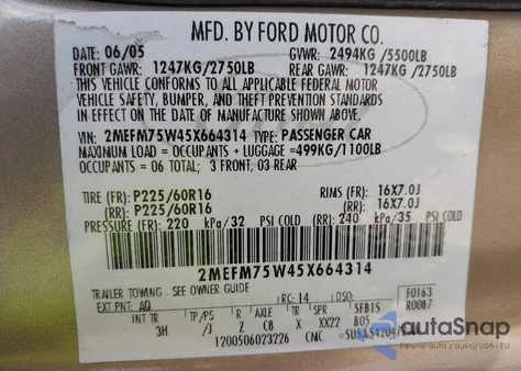 2005 Mercury Grand Marquis Ls/Lse from USA, damaged, VIN 2MEFM75W45X664314